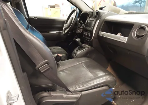 2016 Jeep Compass High Altitude Edition z USA, uszkodzony, nr VIN 1C4NJDEB9GD581652